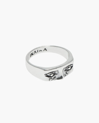 Her Tears ring in 925 sterling silver, signet with engraved eyes, front view