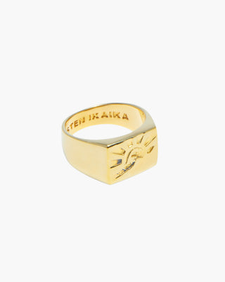 Make Waves ring in 14K gold plated, wave signet, front view