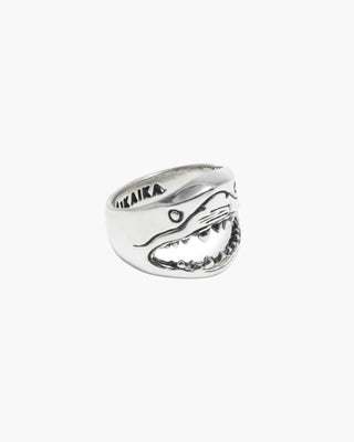 Great White ring in 925 sterling silver, great white shark, front view