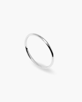 Stacker ring in 925 sterling silver, thin stacking band, front view