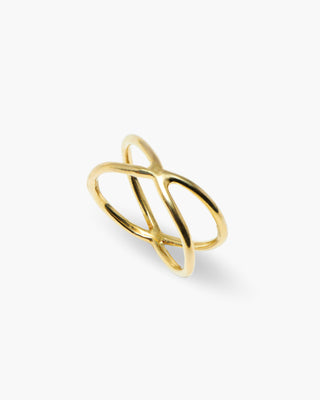 4 Ever Ever ring in 14K gold plated, criss-cross infinity band, angled view