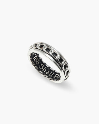 This Too Shall Pass ring in 925 sterling silver, spinner chain band, angled view