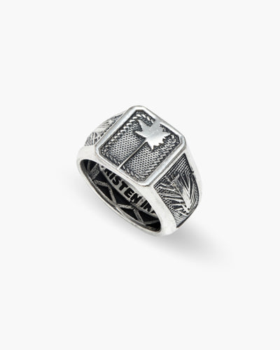 Island Time ring in 925 sterling silver, Hawaii signet with island engravings, angled view