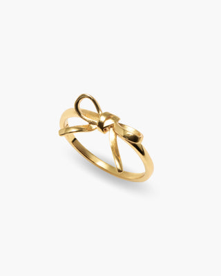 Ribbon Kiss ring in 14K gold plated, tiny bow, angled view